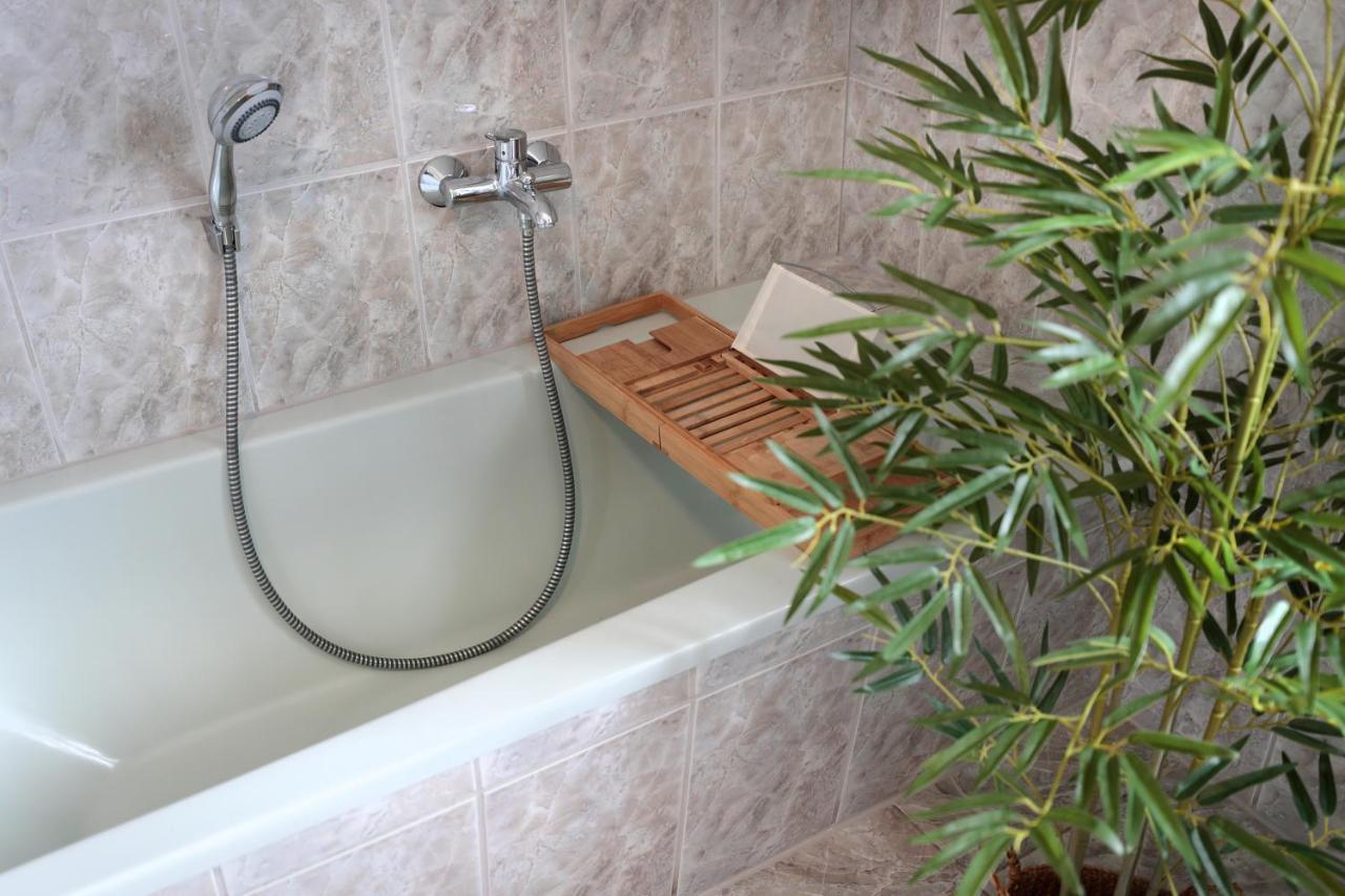 Goldhouse - Sauna, Whirlpool, Switch, Darts & Mehr アンダーナッハ エクステリア 写真