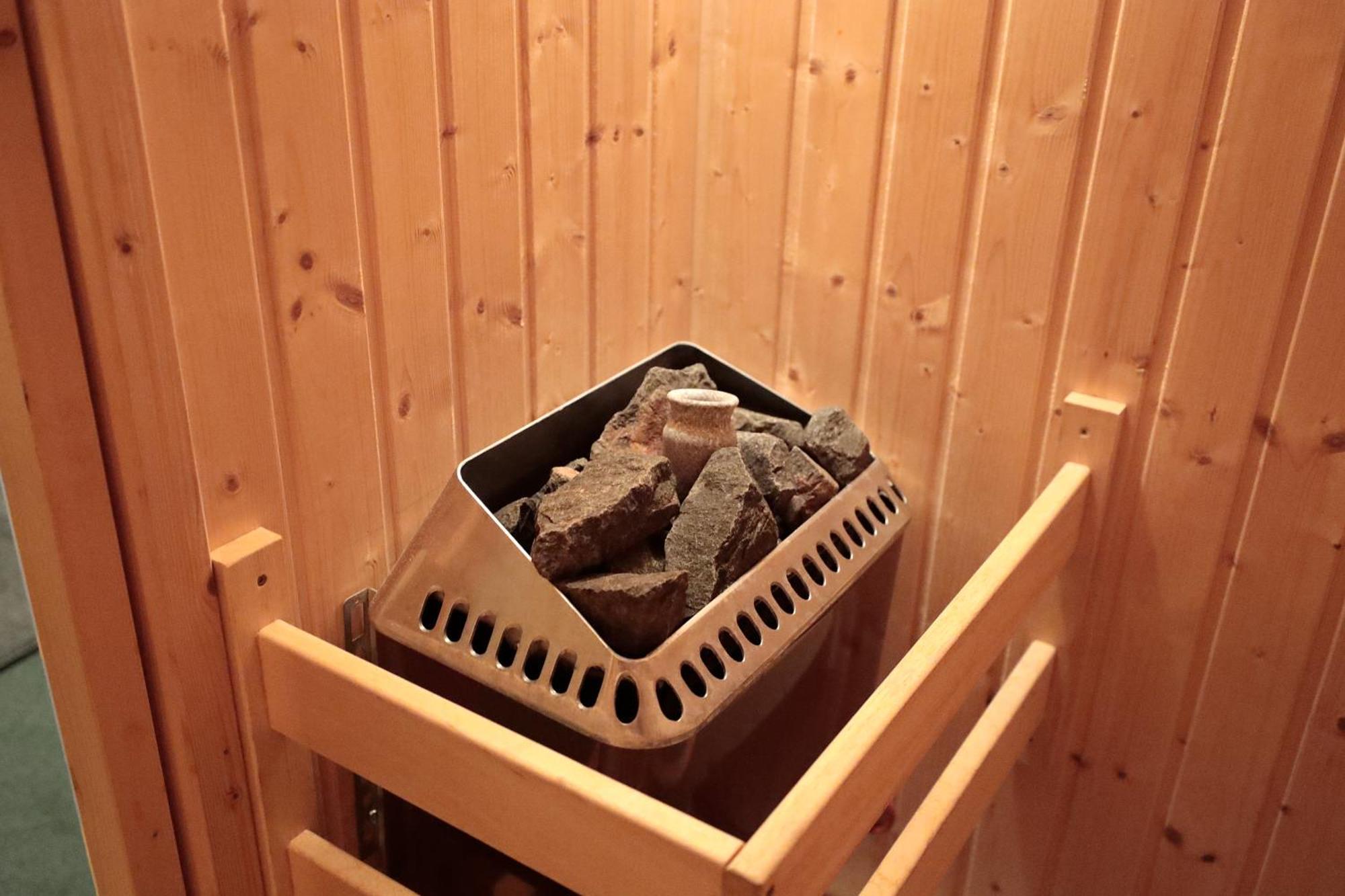 Goldhouse - Sauna, Whirlpool, Switch, Darts & Mehr アンダーナッハ エクステリア 写真